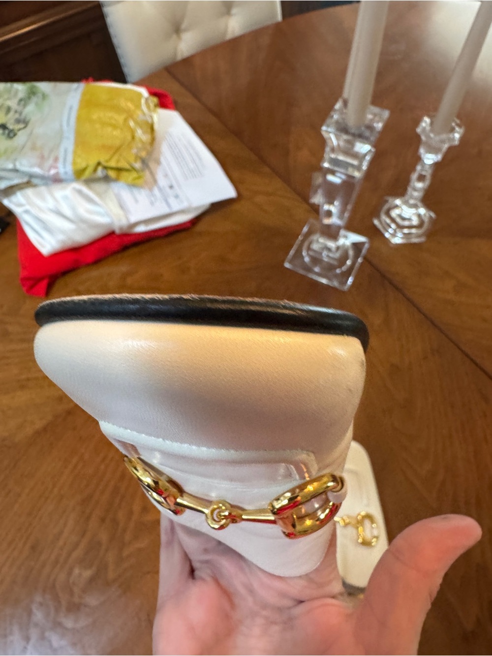 Gucci Cream Leather Loafers with Gold Horsebit - Picture 4 of 7